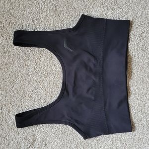 Adapt Seamless Sports Bra